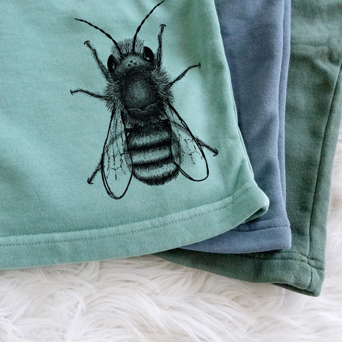 Osmia Bicornis - Red Mason Bee - Unisex Pigment Dyed Shorts