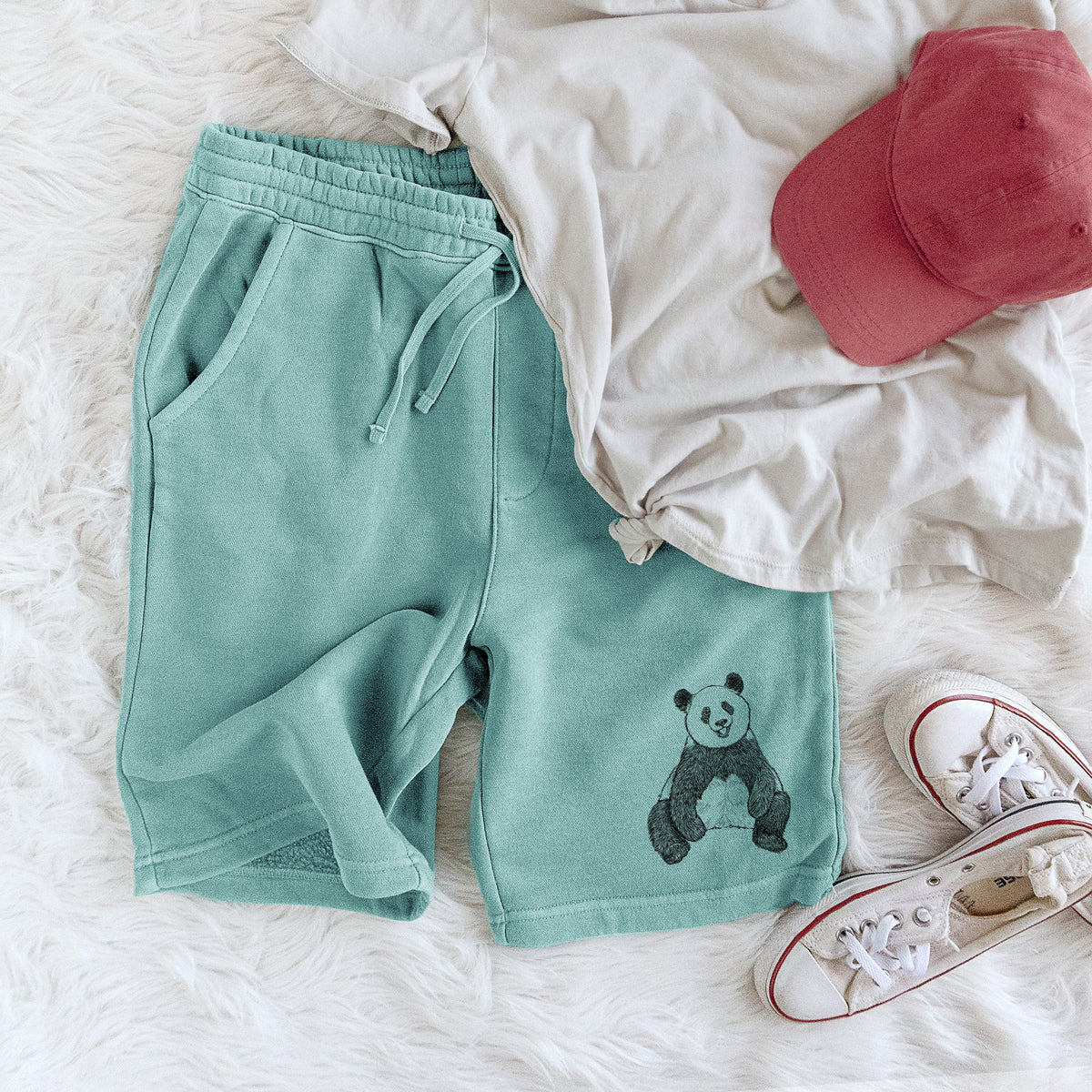 Ailuropoda melanoleuca - Giant Panda Sitting - Unisex Pigment Dyed Shorts
