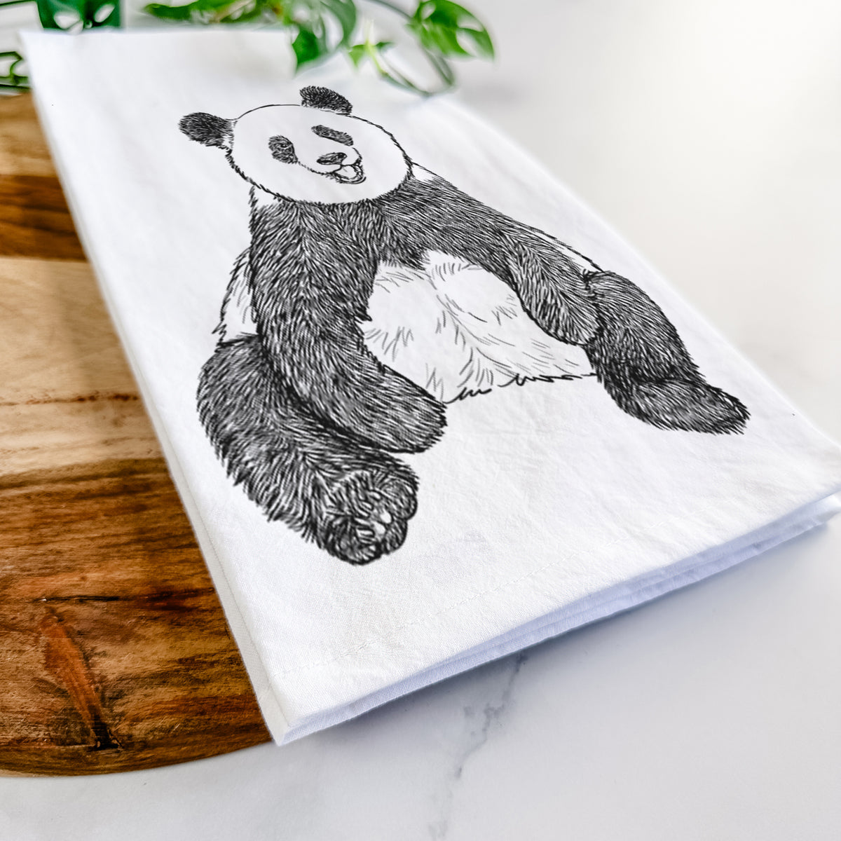 Ailuropoda melanoleuca - Giant Panda Sitting Tea Towel