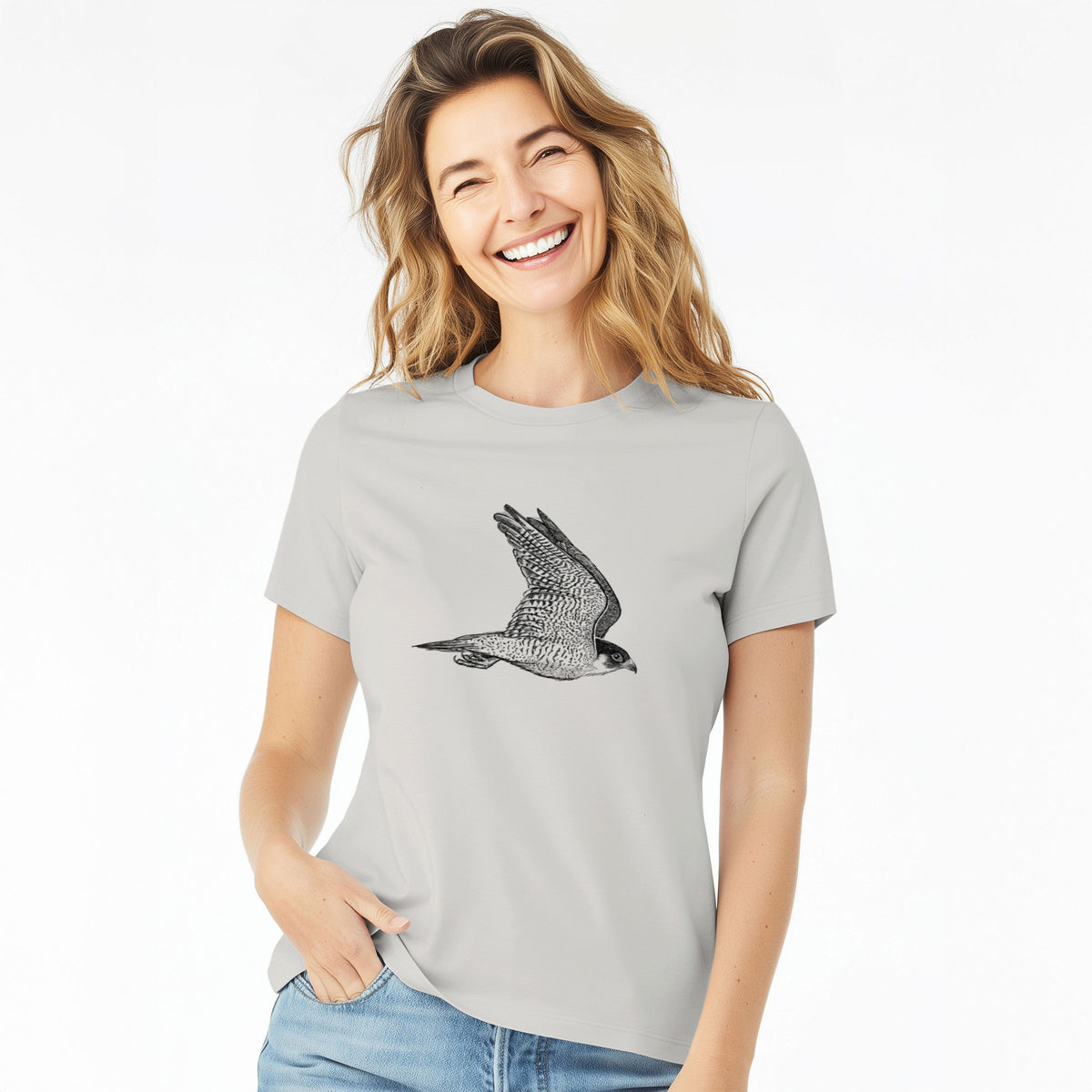 Flying Peregrine - Falco peregrinus - Women&#39;s Lightweight Relaxed Fit 100% Cotton Crewneck