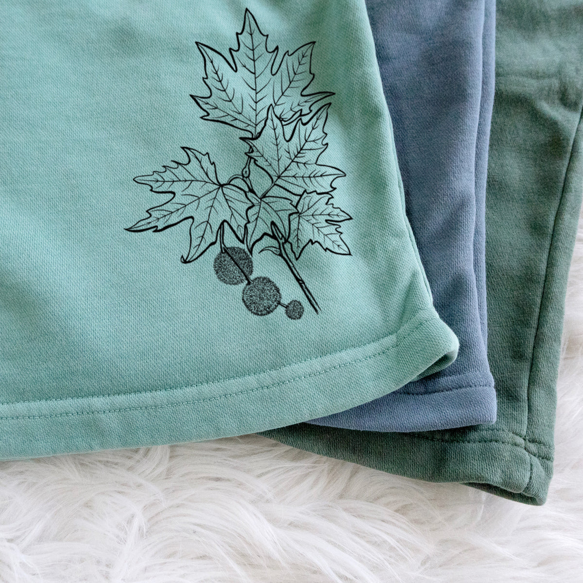 Platanus Orientalis - Oriental Plane Tree Stem with Leaves - Unisex Pigment Dyed Shorts