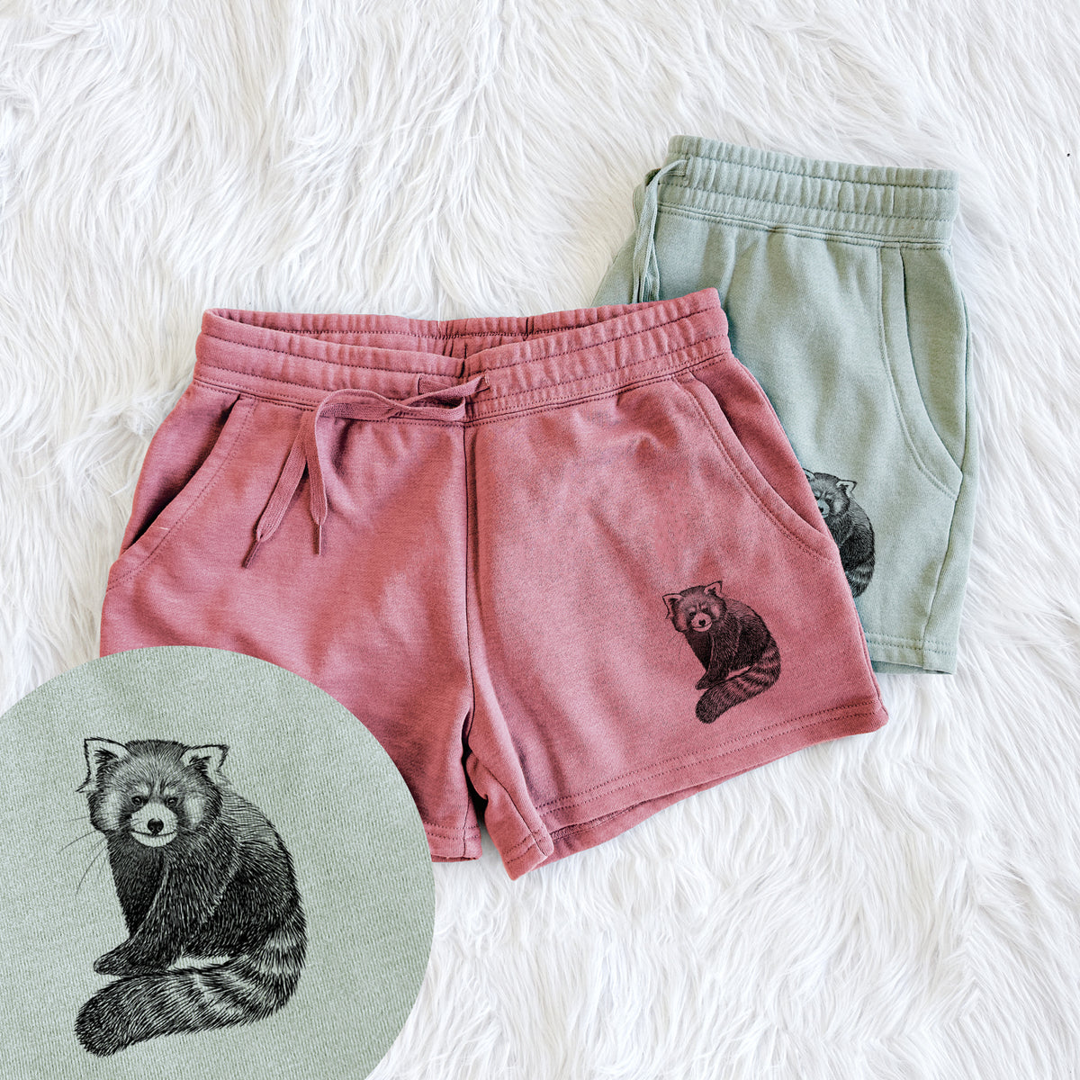 Red Panda - Ailurus fulgens styani - Women&#39;s Cali Wave Shorts