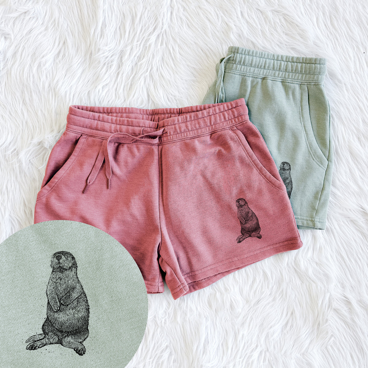 Enhydra lutris - California Sea Otter - Women&#39;s Cali Wave Shorts