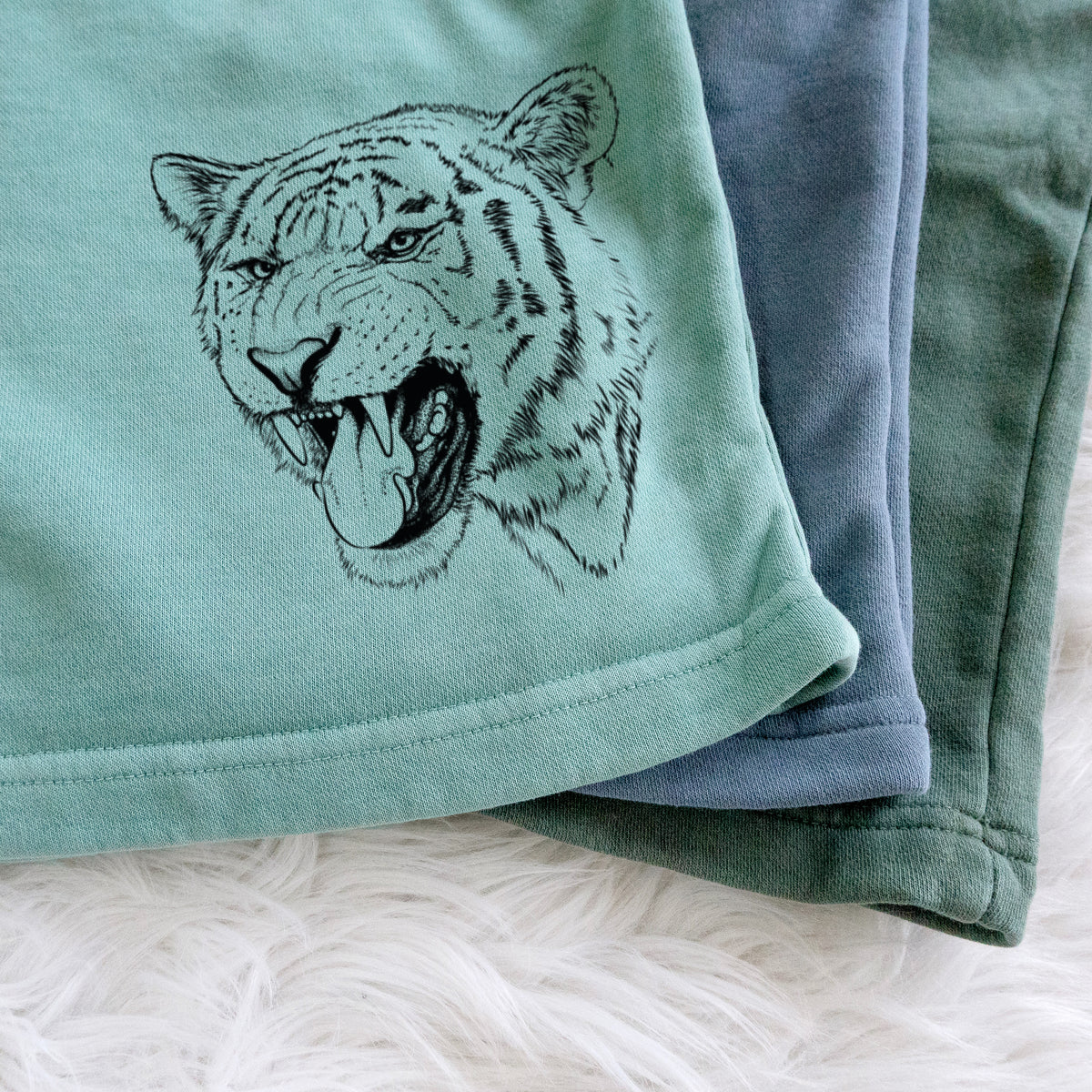 Siberian Tiger - Panthera tigris altaica - Unisex Pigment Dyed Shorts