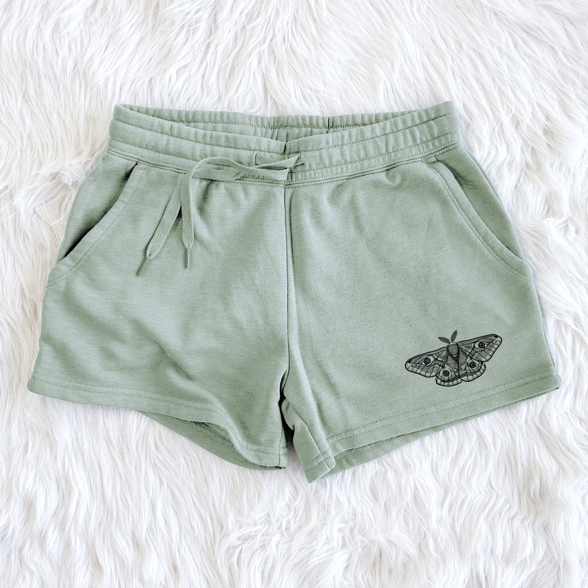 Saturnia pavonia - Small Emperor Moth - Women&#39;s Cali Wave Shorts