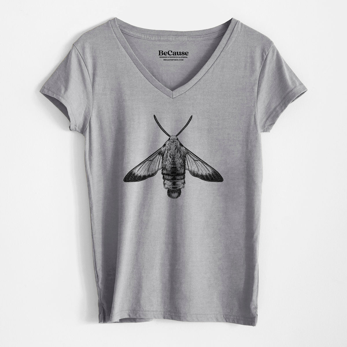 Snowberry Clearwing Moth - Hemaris diffinis - Women&#39;s 100% Recycled V-neck