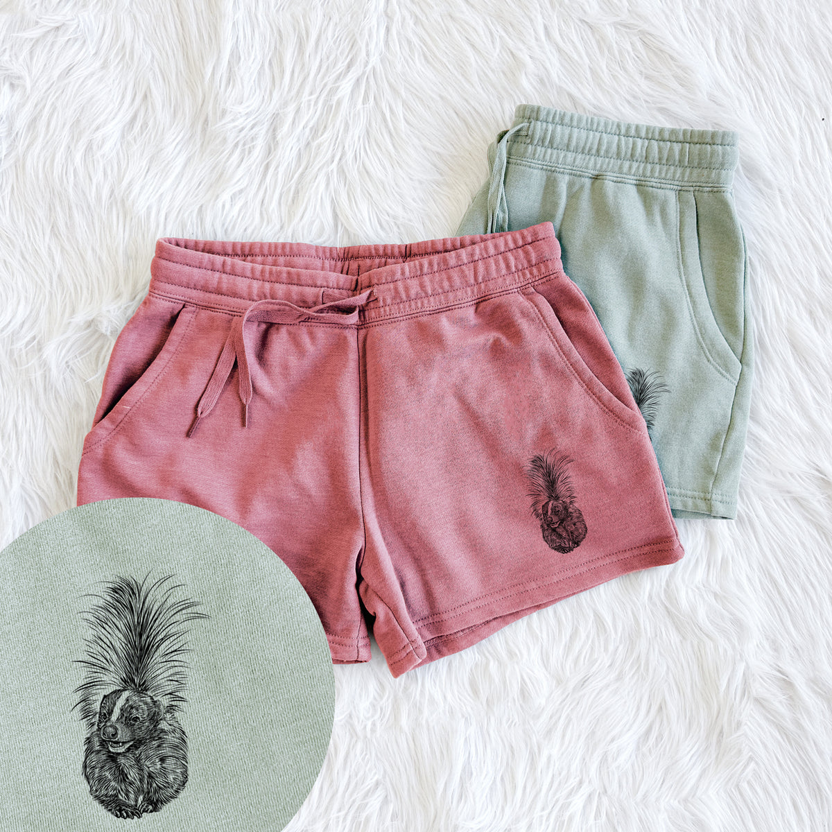 Striped Skunk - Mephitis mephitis - Women&#39;s Cali Wave Shorts