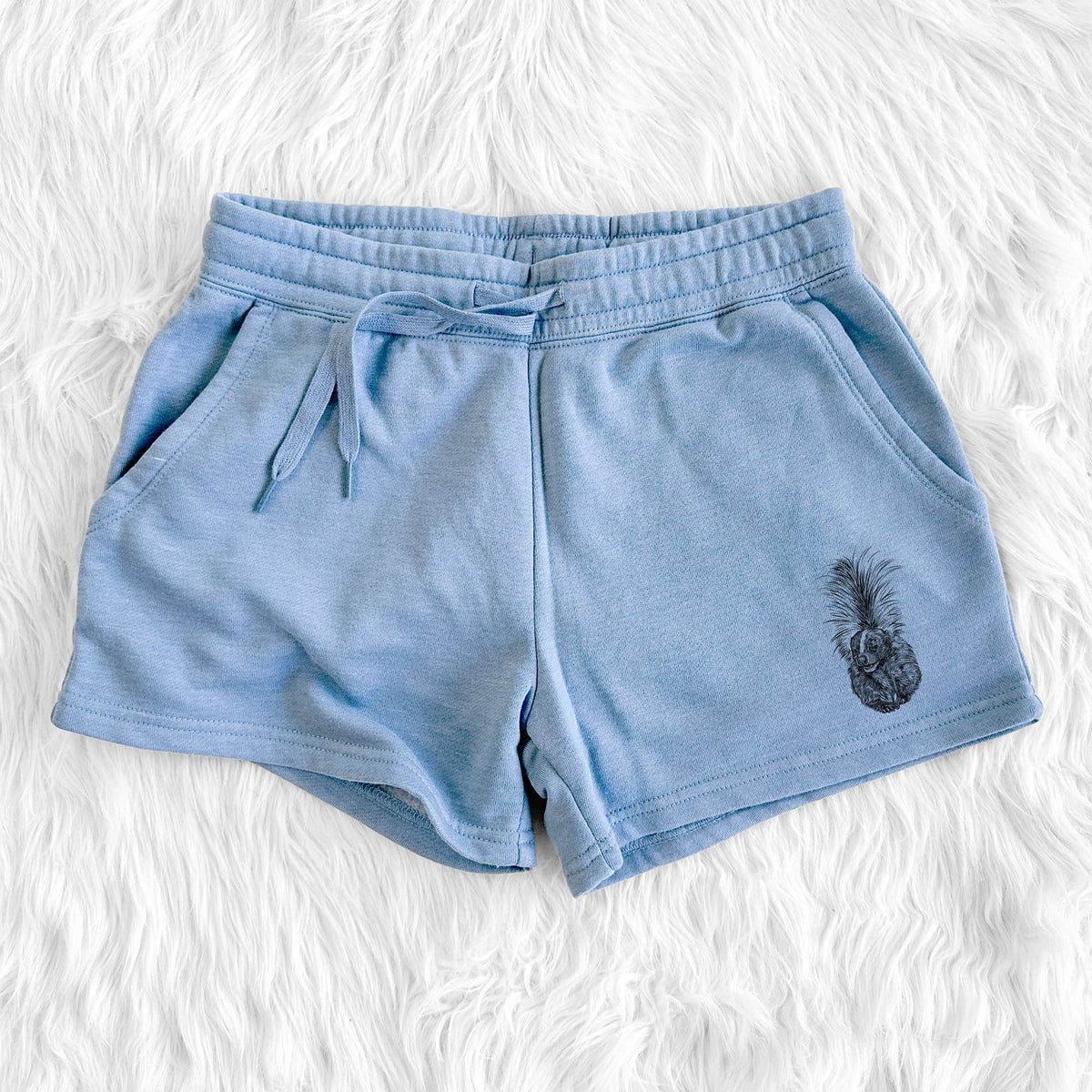 Striped Skunk - Mephitis mephitis - Women's Cali Wave Shorts