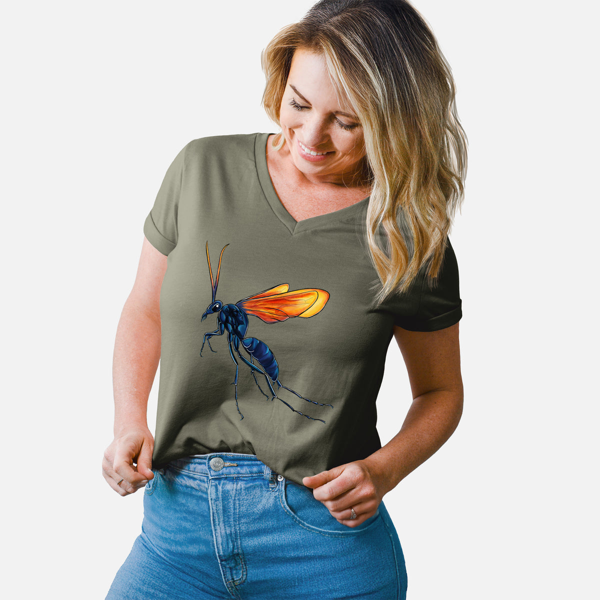 Tarantula Hawk Wasp - Pepsis grossa - Women&#39;s Lightweight Relaxed Fit 100% Cotton V-neck