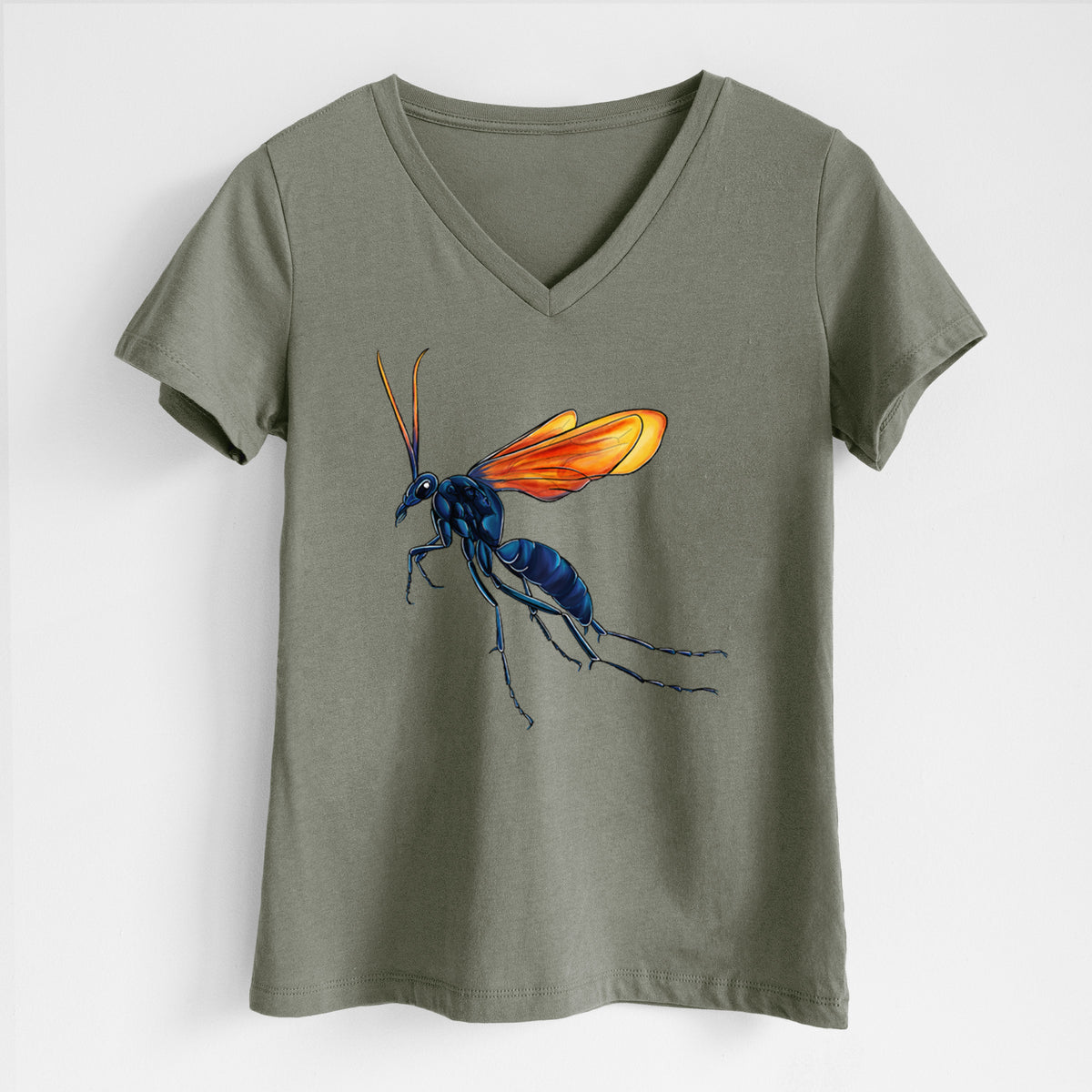 Tarantula Hawk Wasp - Pepsis grossa - Women&#39;s Lightweight Relaxed Fit 100% Cotton V-neck