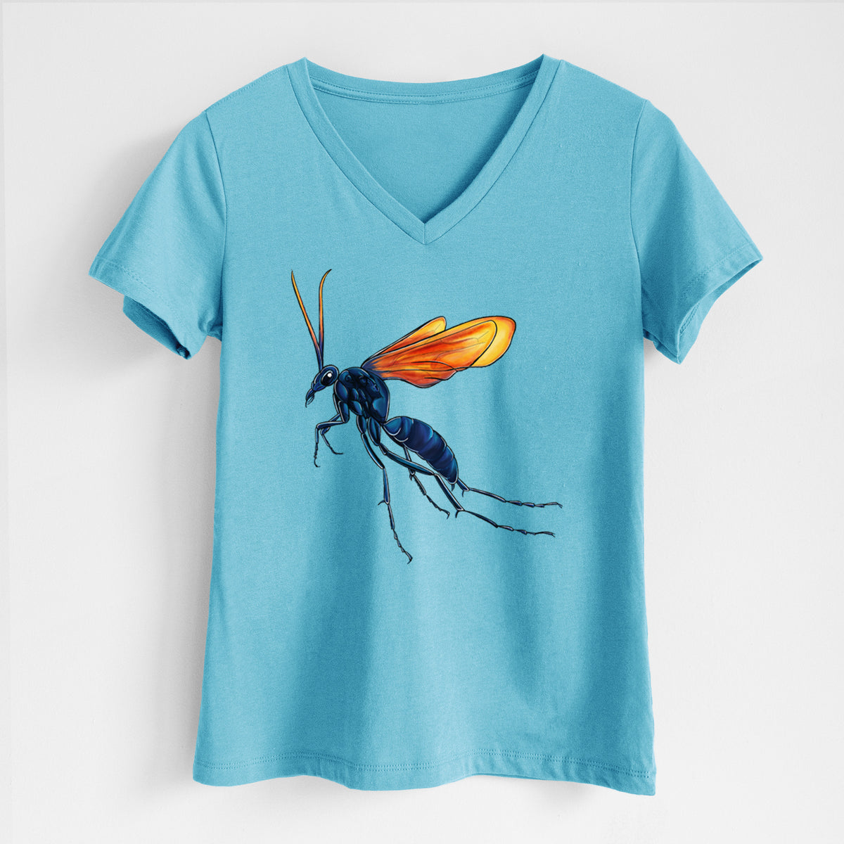 Tarantula Hawk Wasp - Pepsis grossa - Women&#39;s Lightweight Relaxed Fit 100% Cotton V-neck