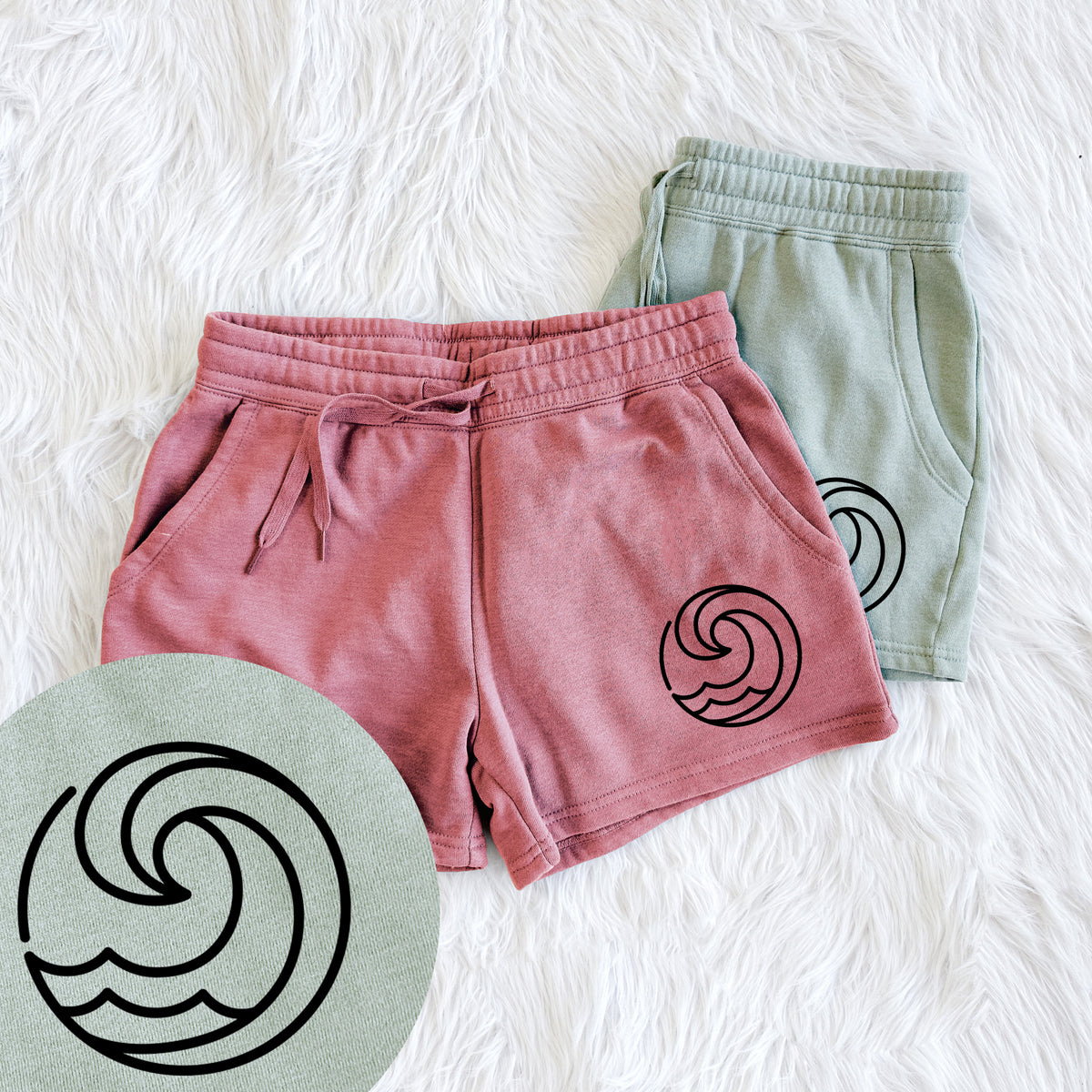Tidal Wave Circle - Women&#39;s Cali Wave Shorts