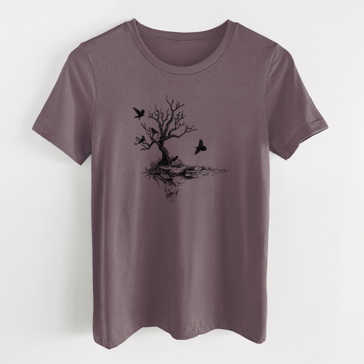 Twisted Tree with Ravens - Women&#39;s Lightweight Relaxed Fit 100% Cotton Crewneck