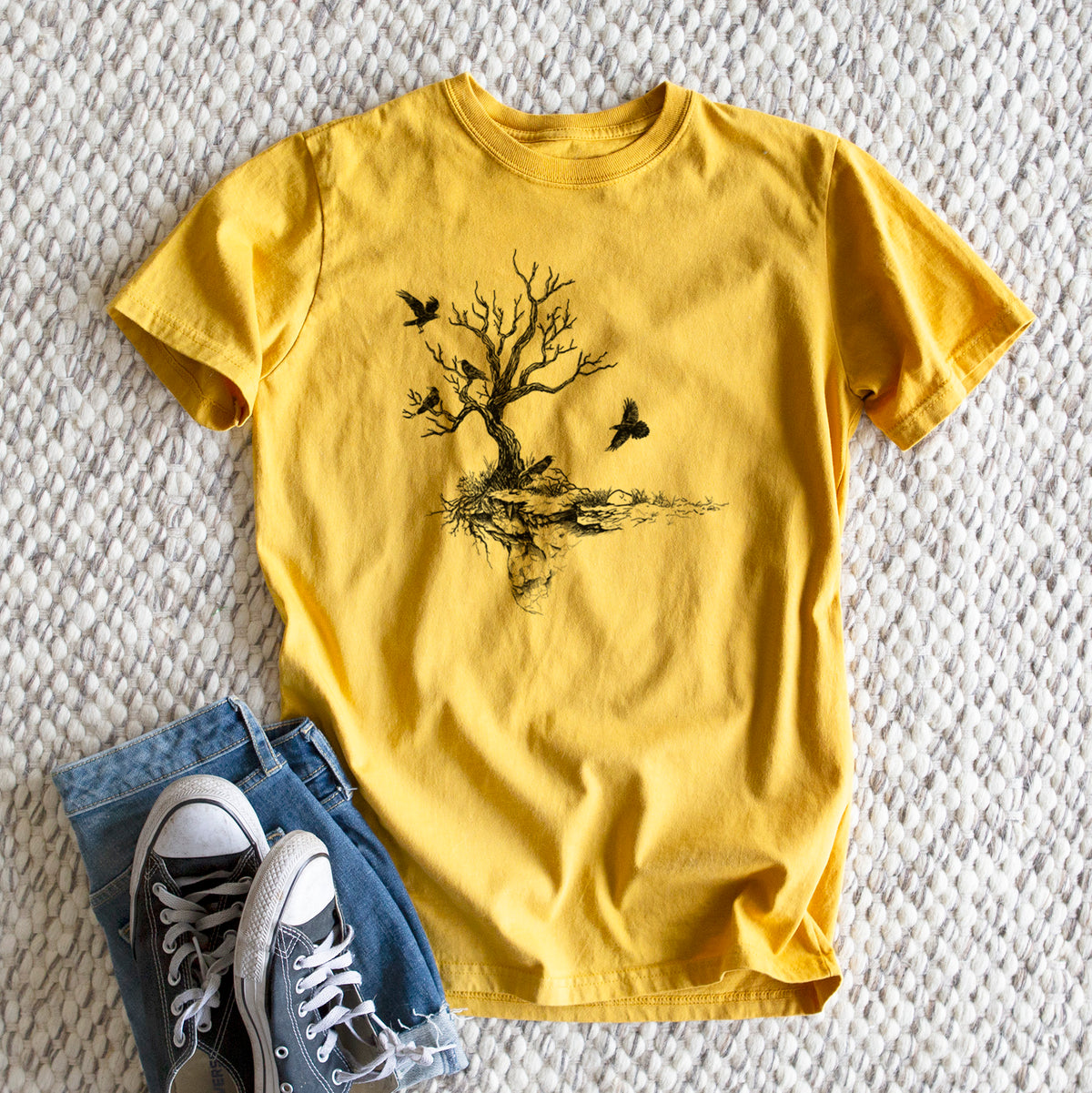 Twisted Tree with Ravens - Heavyweight Men&#39;s 100% Organic Cotton Tee