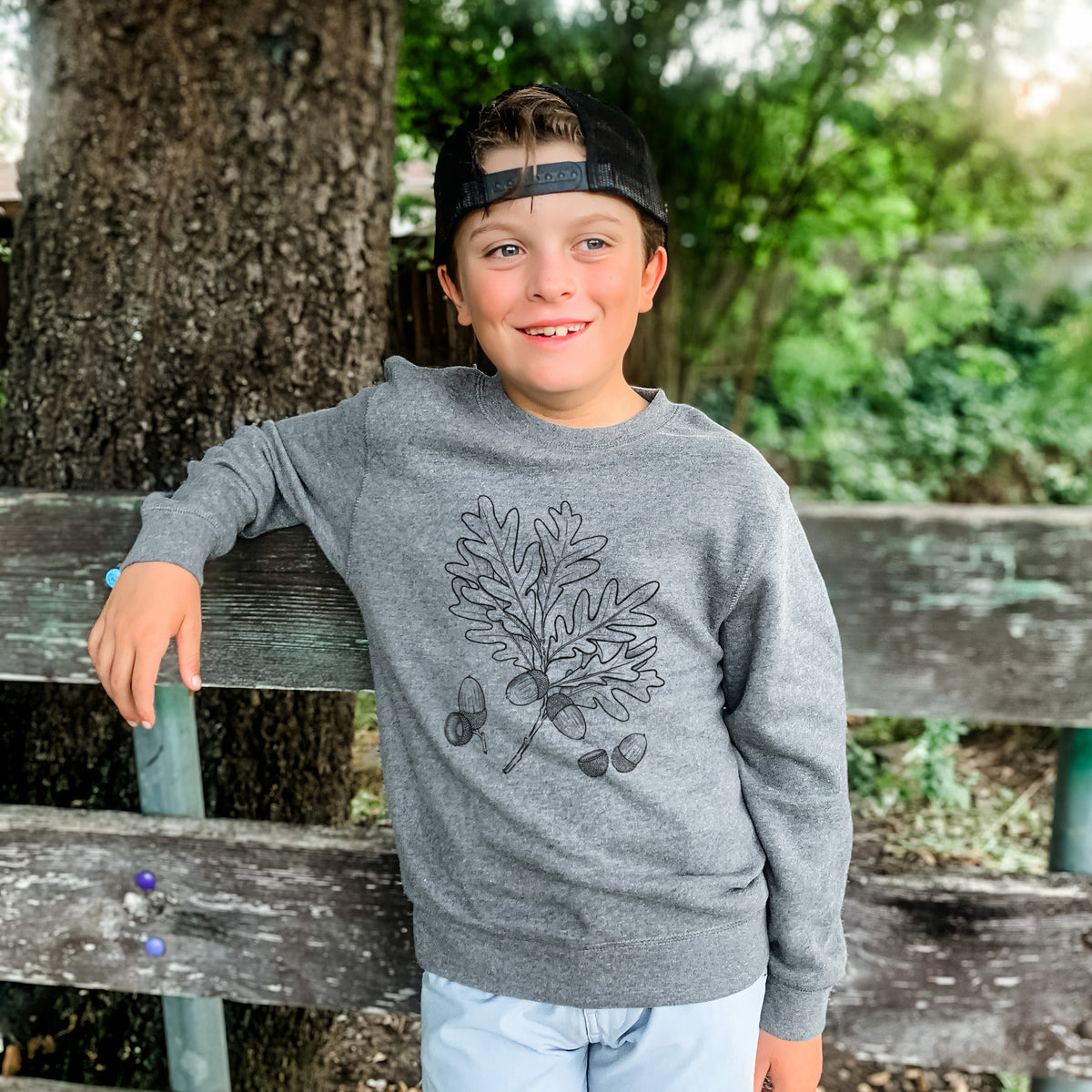 White Oak Branch with Acorns - Quercus alba - Youth Lightweight Crewneck Sweatshirt