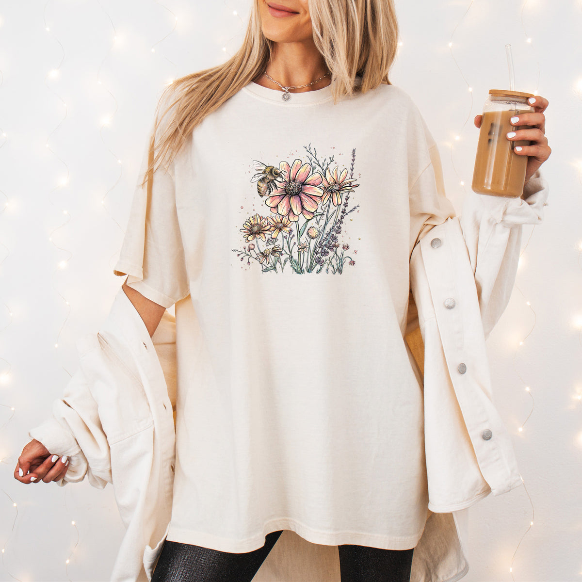 Bee with Wildflowers - Unisex Comfort Colors Garment-Dyed Heavyweight T-shirt
