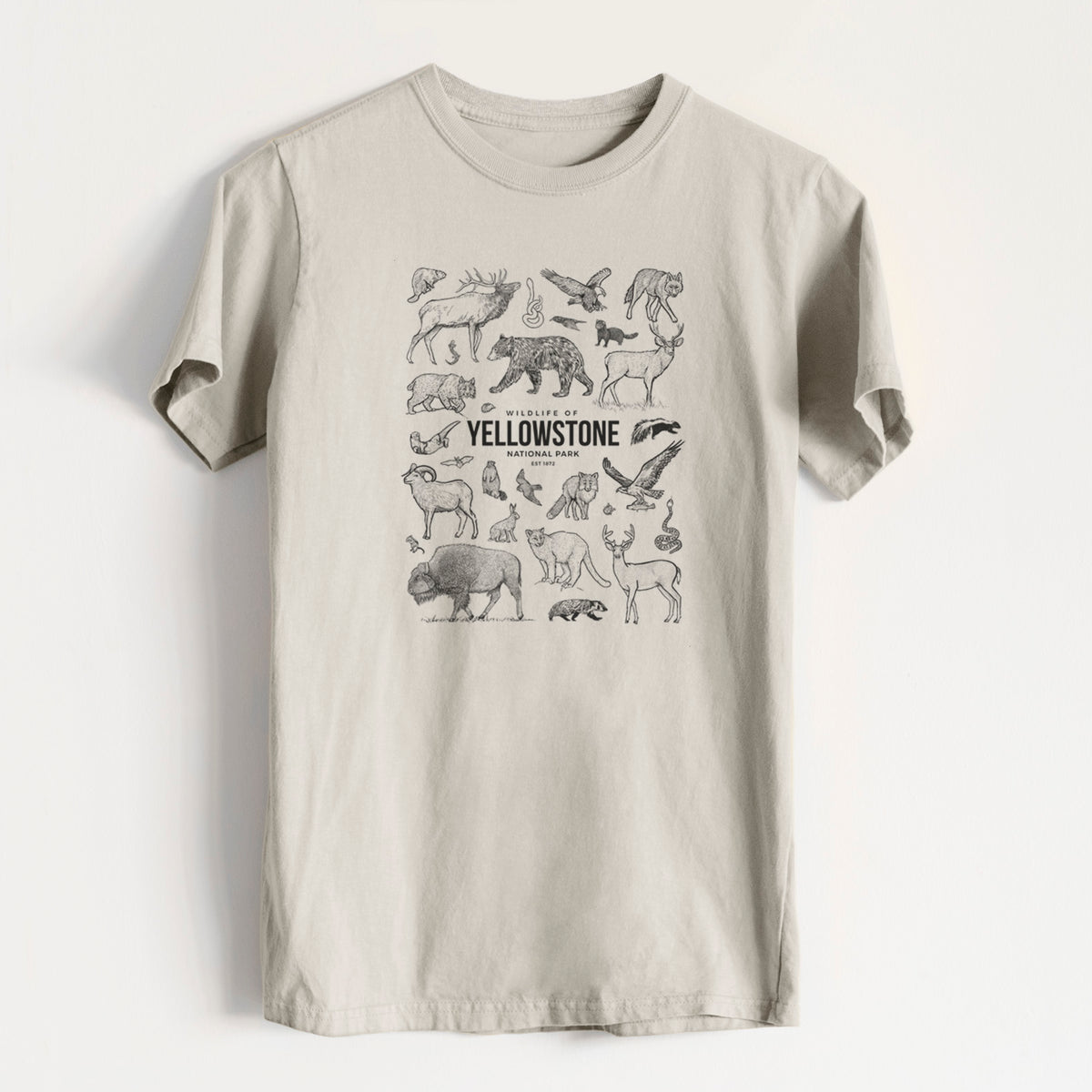 Wildlife of Yellowstone National Park - Heavyweight Men&#39;s 100% Organic Cotton Tee