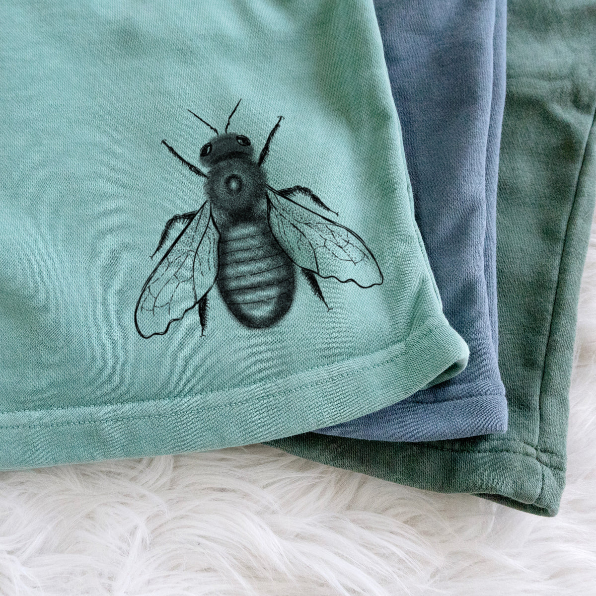 Xylocopa Virginica - Carpenter Bee - Unisex Pigment Dyed Shorts