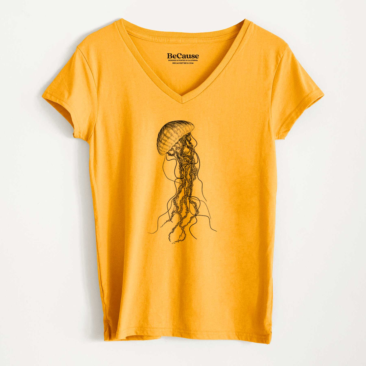 Black Sea Nettle Jellyfish - Chrysaora achlyos - Women&#39;s 100% Recycled V-neck