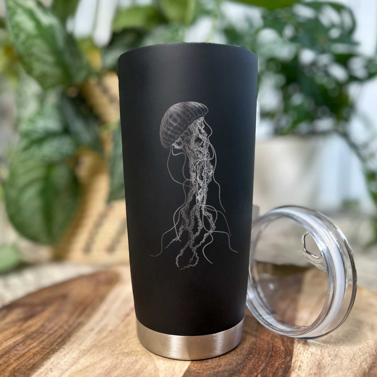 Black Sea Nettle Jellyfish - Chrysaora achlyos - 20oz Polar Insulated Tumbler
