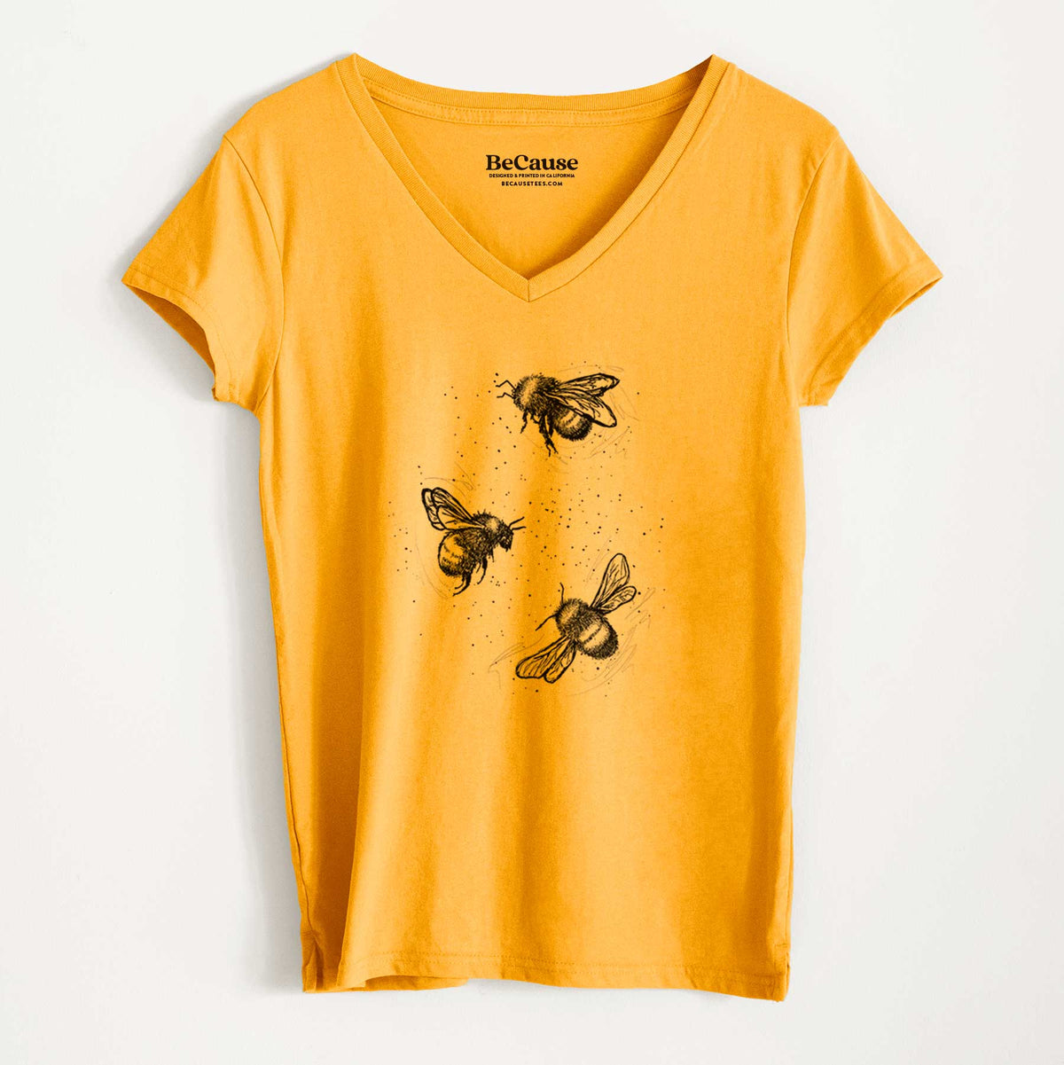 American Bumblebee Trio - Bombus Pensylvanicus - Women&#39;s 100% Recycled V-neck