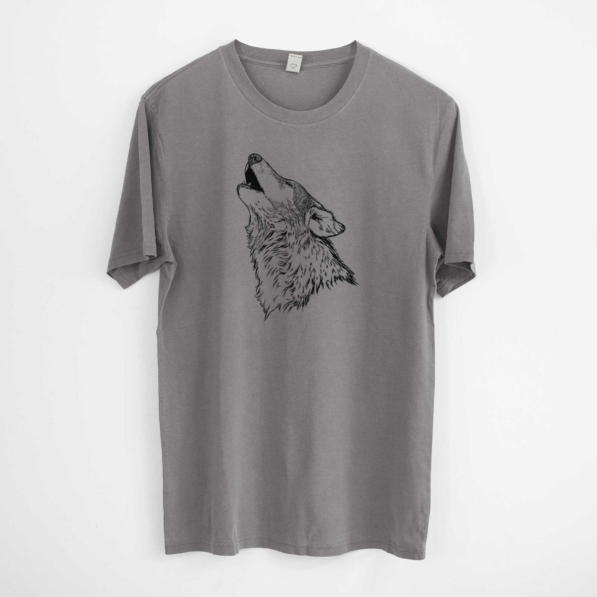 Canis lupus - Grey Wolf Howling -  Mineral Wash 100% Organic Cotton Short Sleeve