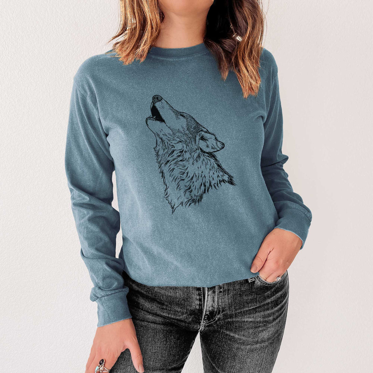 Canis lupus - Grey Wolf Howling - Heavyweight 100% Cotton Long Sleeve