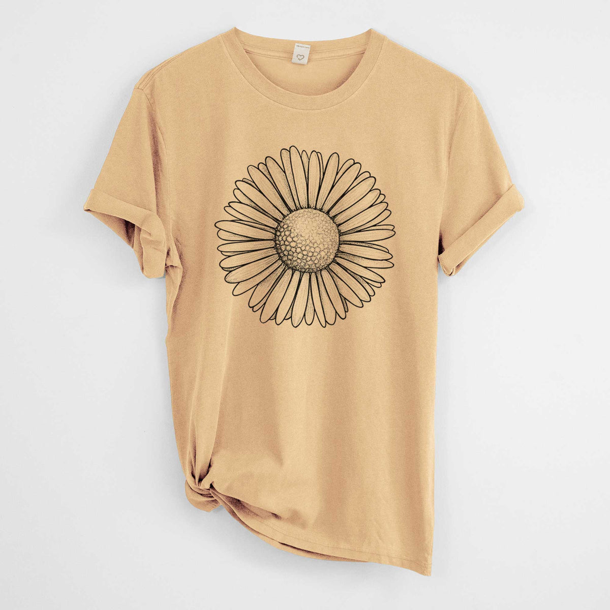 Bellis perennis - The Common Daisy -  Mineral Wash 100% Organic Cotton Short Sleeve