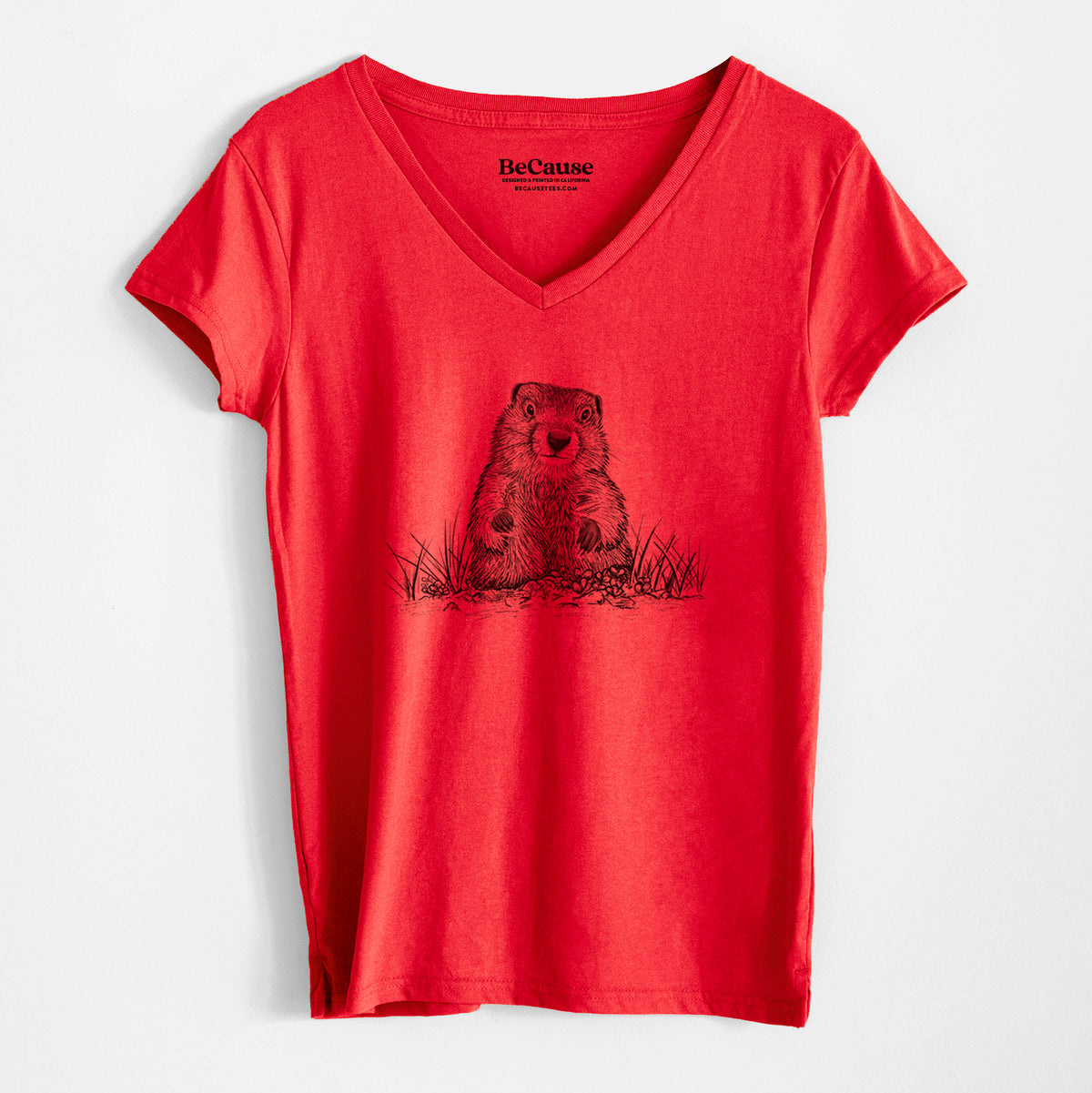 Groundhog - Marmota Monax - Women&#39;s 100% Recycled V-neck