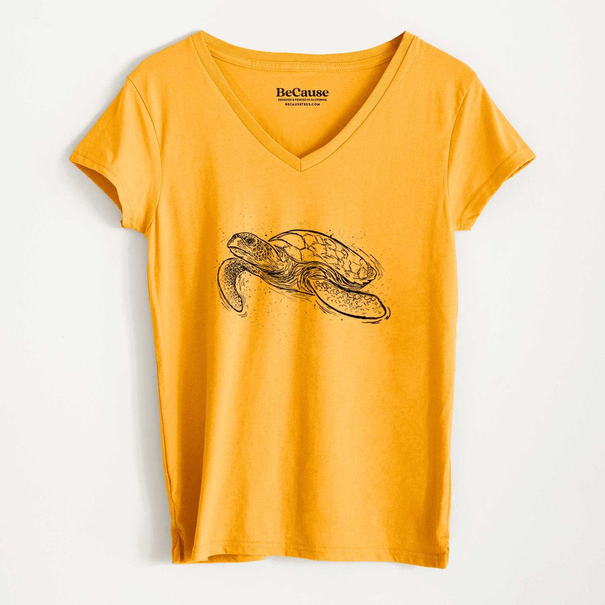 Hawksbill Sea Turtle - Eretmochelys imbricata - Women&#39;s 100% Recycled V-neck