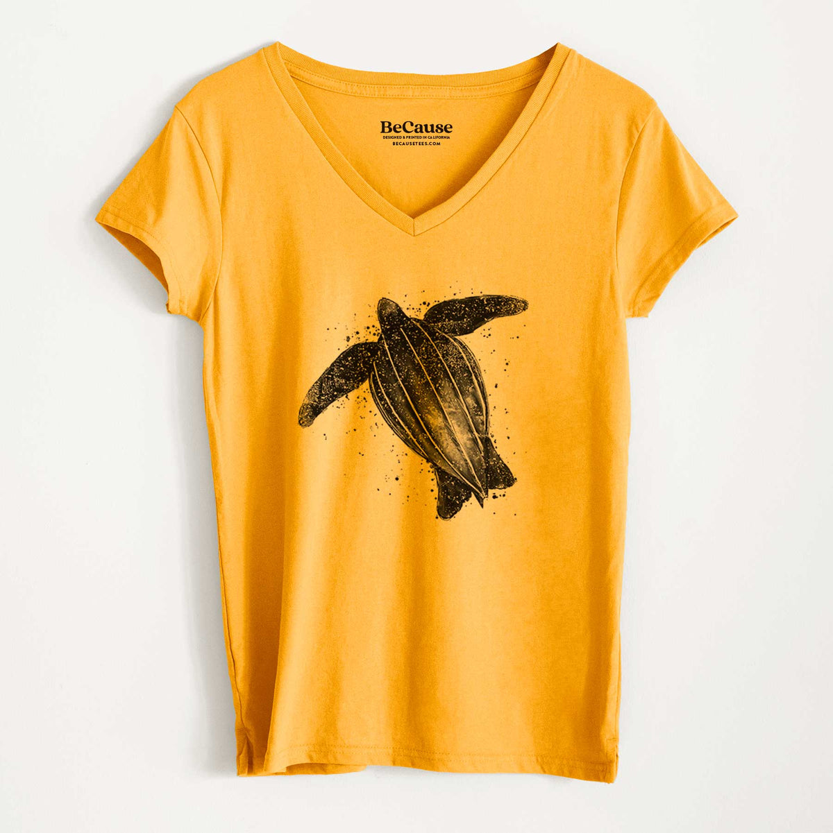 Leatherback - Dermochelys coriacea - Women&#39;s 100% Recycled V-neck
