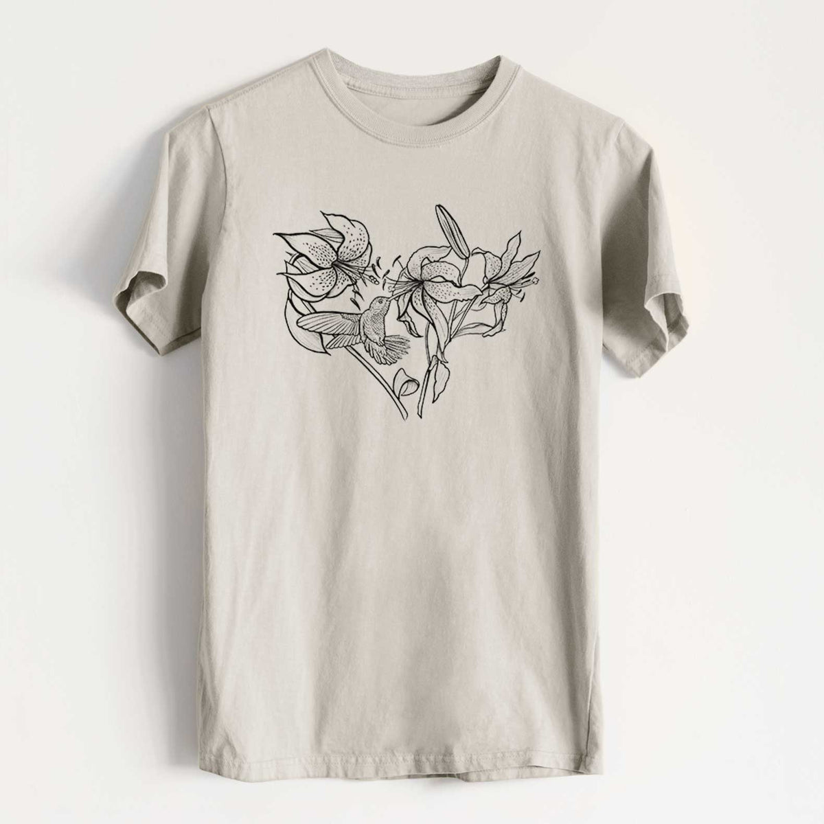 Hummingbird with Lillies Heart - Heavyweight Men&#39;s 100% Organic Cotton Tee