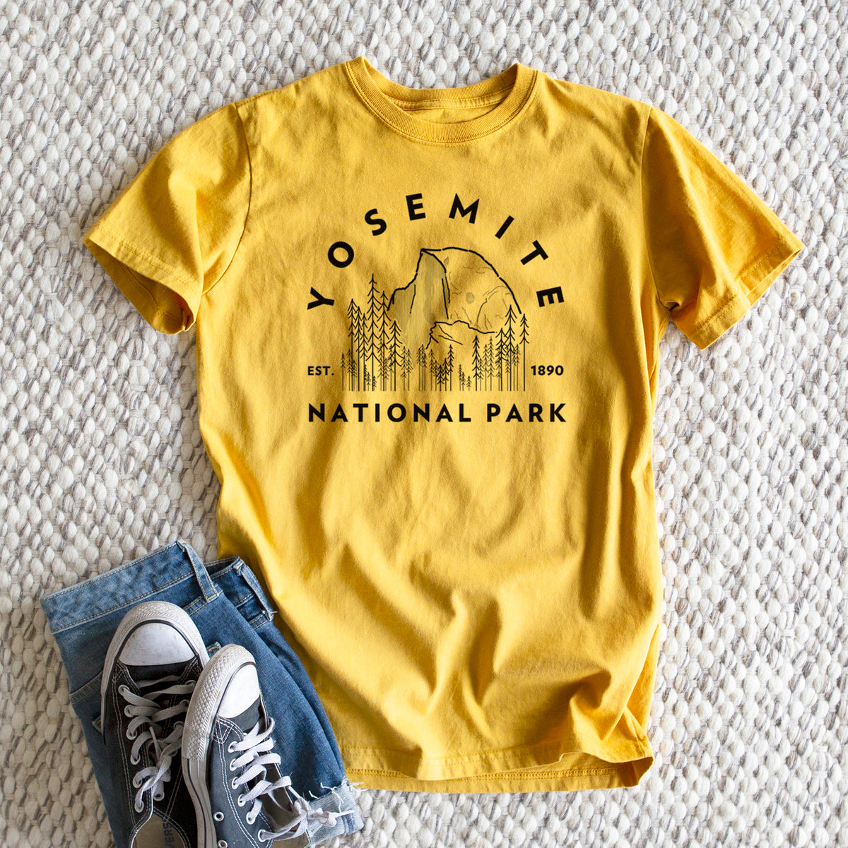 Yosemite National Park - Heavyweight Men&#39;s 100% Organic Cotton Tee